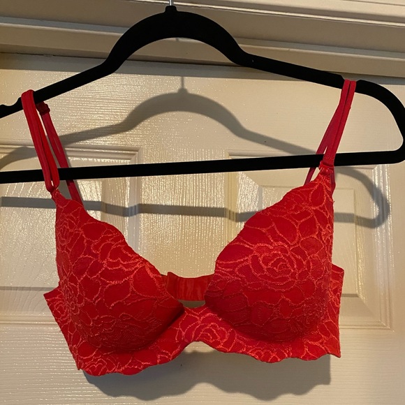 Victoria’s Secret Very Sexy Bra - Picture 1 of 4